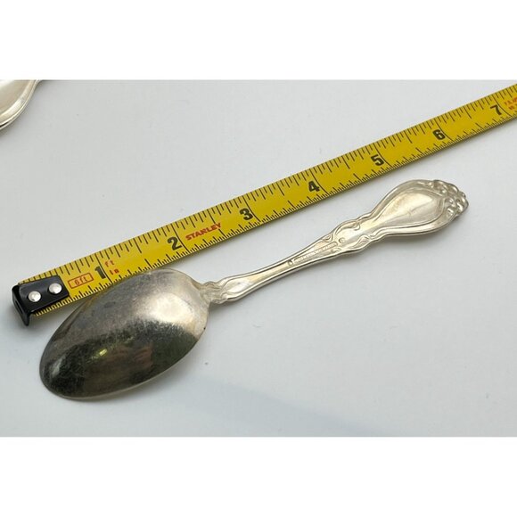 Vintage Holmes & Edwards Chalon Chatsworth Teaspoon Spoon Set of 8 Monogrammed - Picture 4 of 8